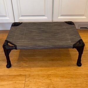 Veehoo Cooling Elevated Dog Bed, Portable Raised Pet Cot w/ Washable Mesh, Small